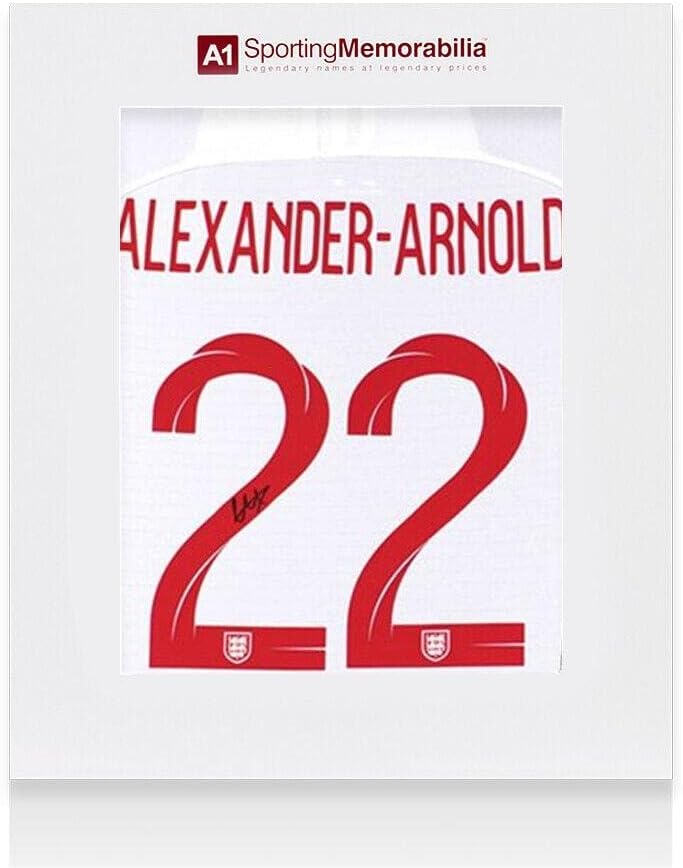 Trent Alexander-Arnold İmzalı İngiltere 2018/19 Gömlek-22 Numara-Hediye Kutusu-İmzalı Futbol Formaları