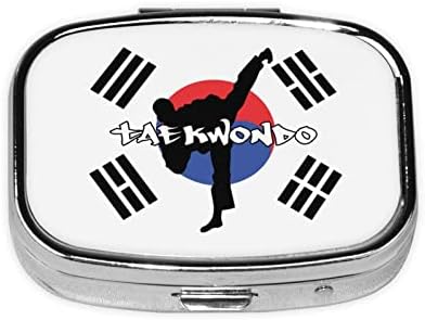 Güney Kore Taekwondo Kare Mini Hap Durumda Ayna ile Seyahat Dostu Taşınabilir Kompakt Bölmeli Hap Kutusu